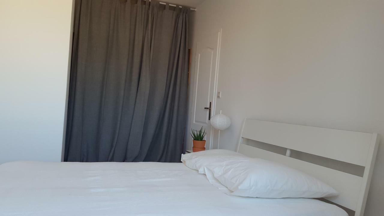 Maison Les Pins Aigues-Mortes Extérieur photo